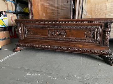 Cassa Panca Antica in Legno Massello Intagliato