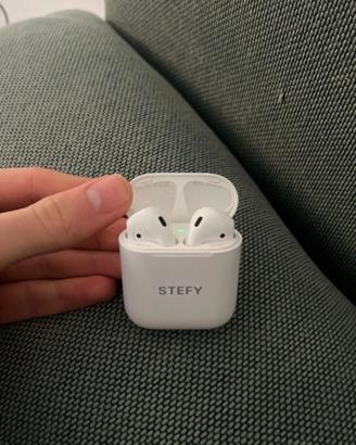 Apple AirPods 2