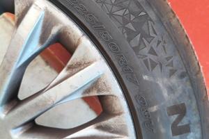 Cerchi e gomme invernali