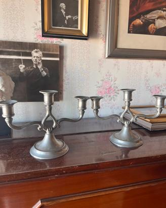 Coppia di candelabri in peltro vintage