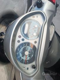 Piaggio Beverly 500 - 2004