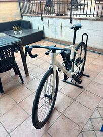 Colnago v4rs taglia 485