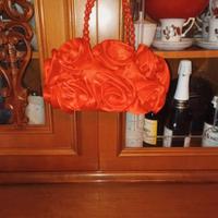 borsa rose rosse 