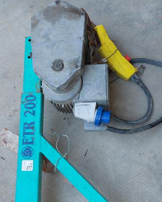 Montacarico ETR 200