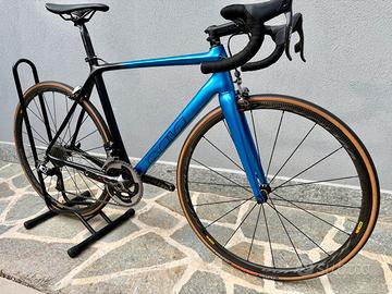 BDC Corsa Artigianale ISAIA Red 6,7 kg