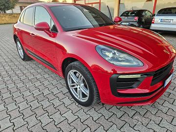 PORSCHE Macan 2.0 T