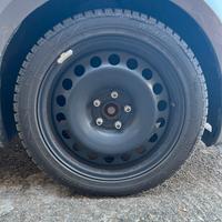 Cerchi e Gomme invenali 225/45/17