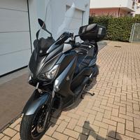yamaha xmax 400 abs