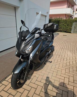 yamaha xmax 400 abs