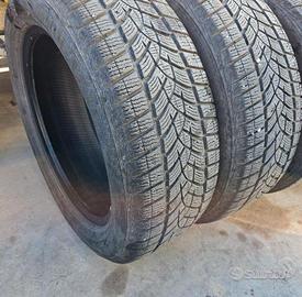 2 gomme Goodyear Performance termiche 215/60/R17