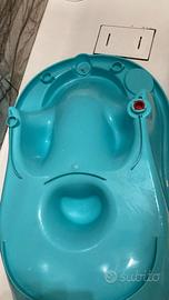 Vaschetta per lavare piccolo bambino