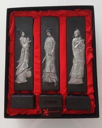 Set di statue firmate
