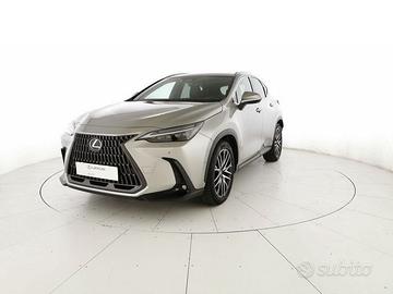 Lexus NX 450h+ 2.5 phev Luxury 4wd 309cv e-cvt