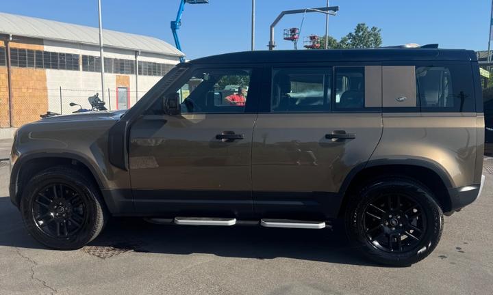 LAND ROVER Defender - 2020