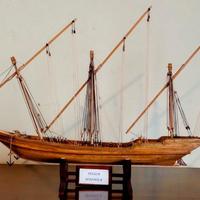 Nave di legno Feluca Spagnola