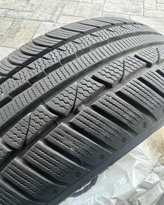 4 Gomme invernali