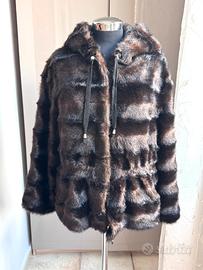 Pelliccia sintetica a vita corta