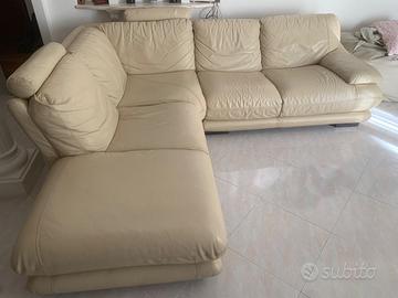 Divano in pelle chateau d’Ax