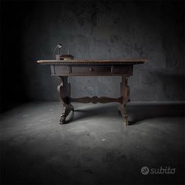 Scrivania antica in legno massello – elegante stil