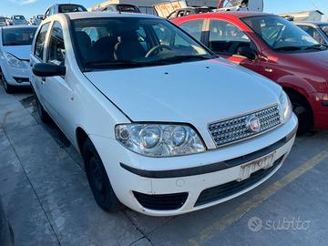 Ricambi usati per Fiat Punto 1.2 benz 2009