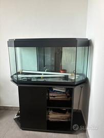 Acquario e mobile