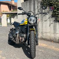 Ducati scrambler icon 800 (depotenziata)