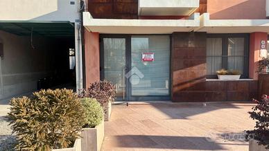 NEGOZIO A SAN GIORGIO IN BOSCO