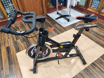 Cyclette da spinning professionale