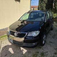 Volkswagen Touran 1.4 16V TSI 150CV 7POSTI Ecofuel