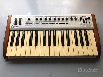 SYNTH IBRIDO ARTURIA Analog Experience 32