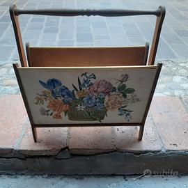Portariviste dipinto vintage