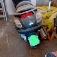 Piaggio X9 500 - 2010