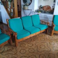 divano e poltroncine 