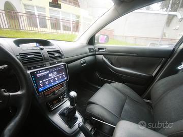 Toyota avensis in buon stato