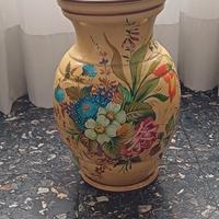 vaso in ceramica dipinto a mano 