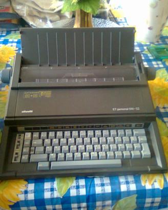macchina da scrivere elettrica olivetti ET persona