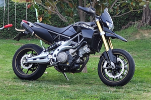 Aprilia Dorsoduro 750