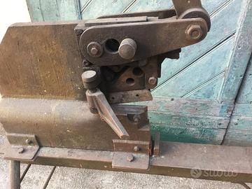 Tracia manuale per ferro