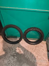 GOMME ENDURO ( vee rubber dure)