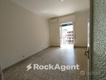 CATANIA, VIA PRINCIPE NICOLA/ANGOLO VIA G LEOPARDI