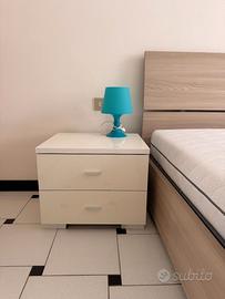 2 comodini moderni con cassetti + abat-jour