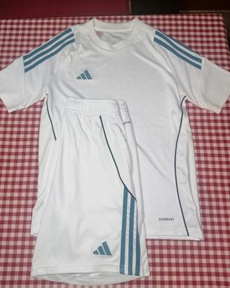 Completini da ragazzo originali Adidas / Nike