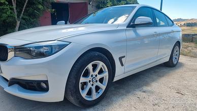 BMW Serie 3 GT 318 (2014)