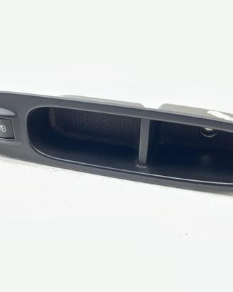 PULSANTIERA ANTERIORE DESTRA FIAT Punto EVO 735500
