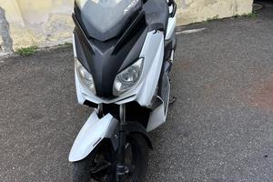 Yamaha X-Max 250- 2011