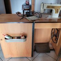 Macchina da cucire Singer 237 