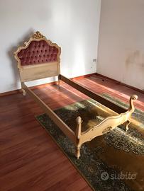 Testiera letto in stile in legno