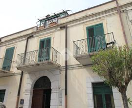 CASA SEMINDIPENDENTE A TERMOLI