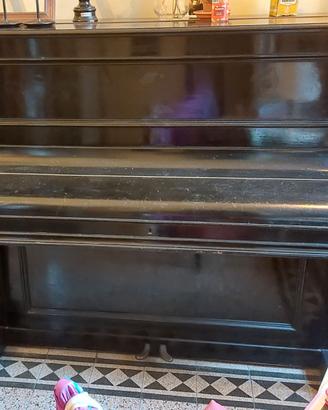 Pianoforte verticale