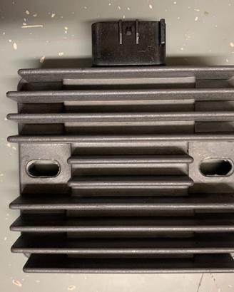 Regolatore di tensione YAMAHA T-MAX 500